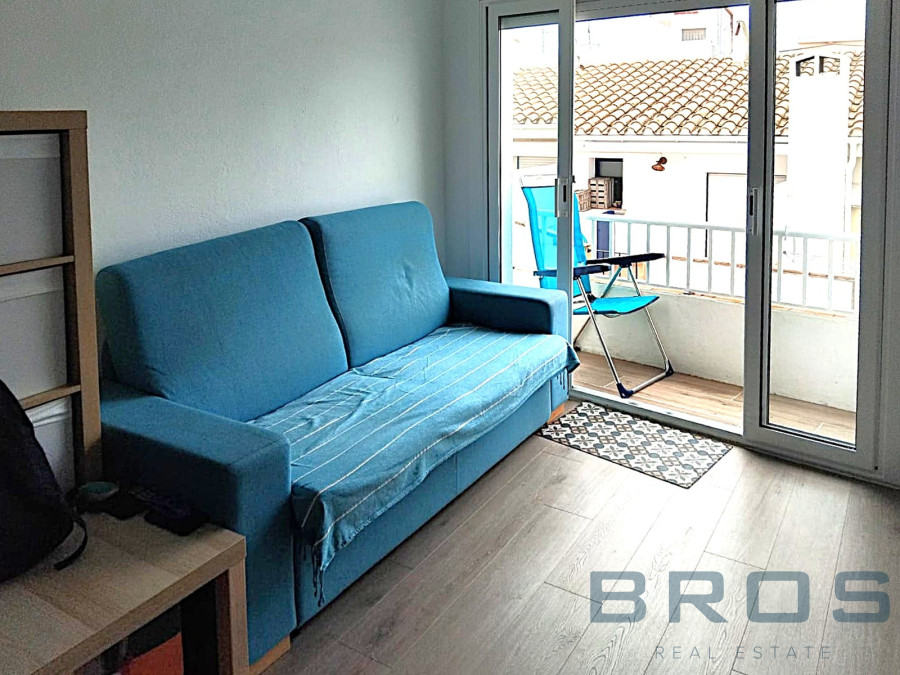 PRECIOSO ESTUDIO EN EL CASCO ANTIGUO – A 300 METROS DE LA PLAYA